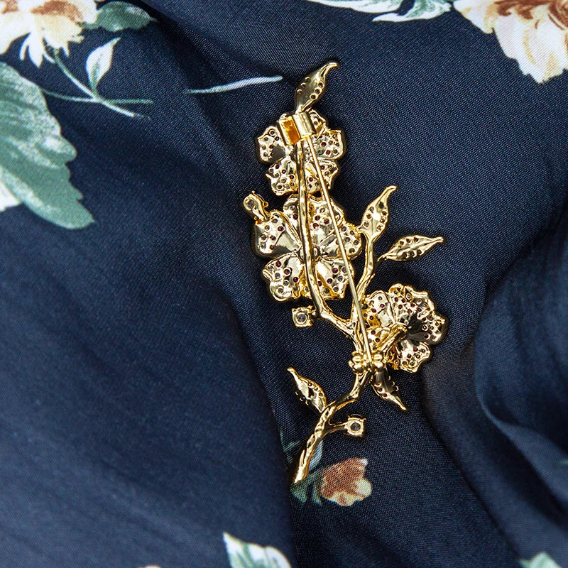 Trendy Enamel Plum Blossom Brooches Shiny CZ Flower Pins For Women Men Dress Scarf Corsage Wedding Jewelry Clothing Accessories